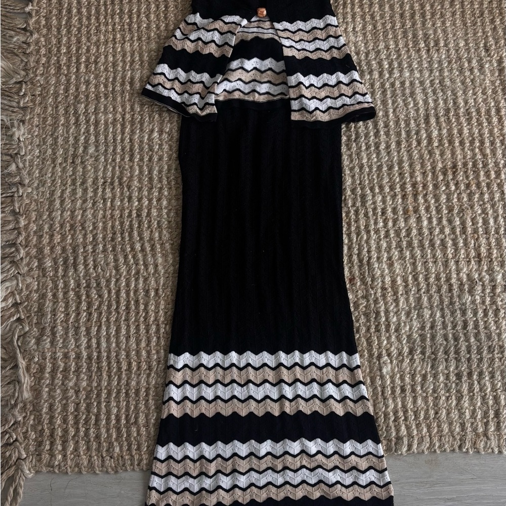 Elegant Black and White Chevron Skirt Set